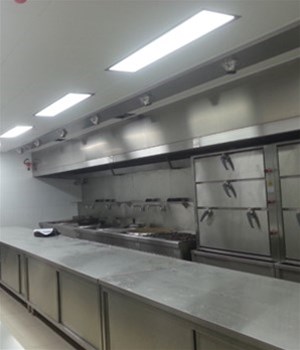 不銹鋼廚具是什么材料做的？